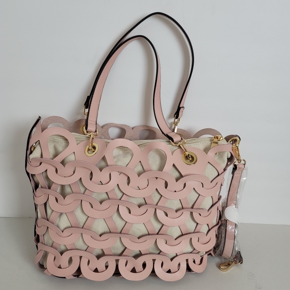 PAIGE FAUX LEATHER TOTE - Picture 5 of 12